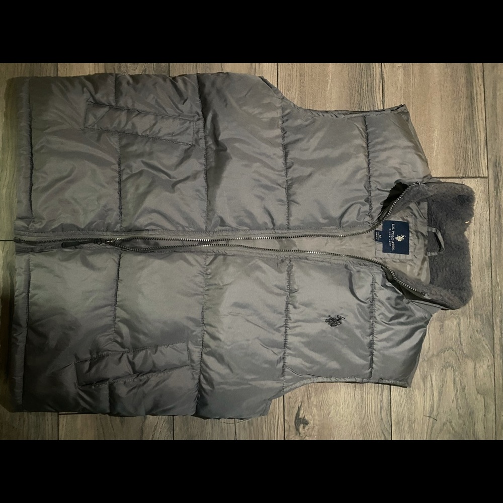 Brande new us polo puffer vest never worn